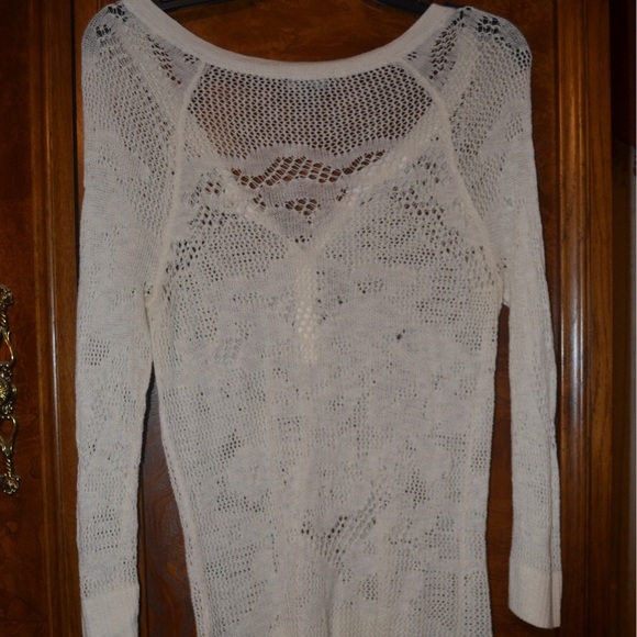 Cream Lace Top - Picture 4 of 4